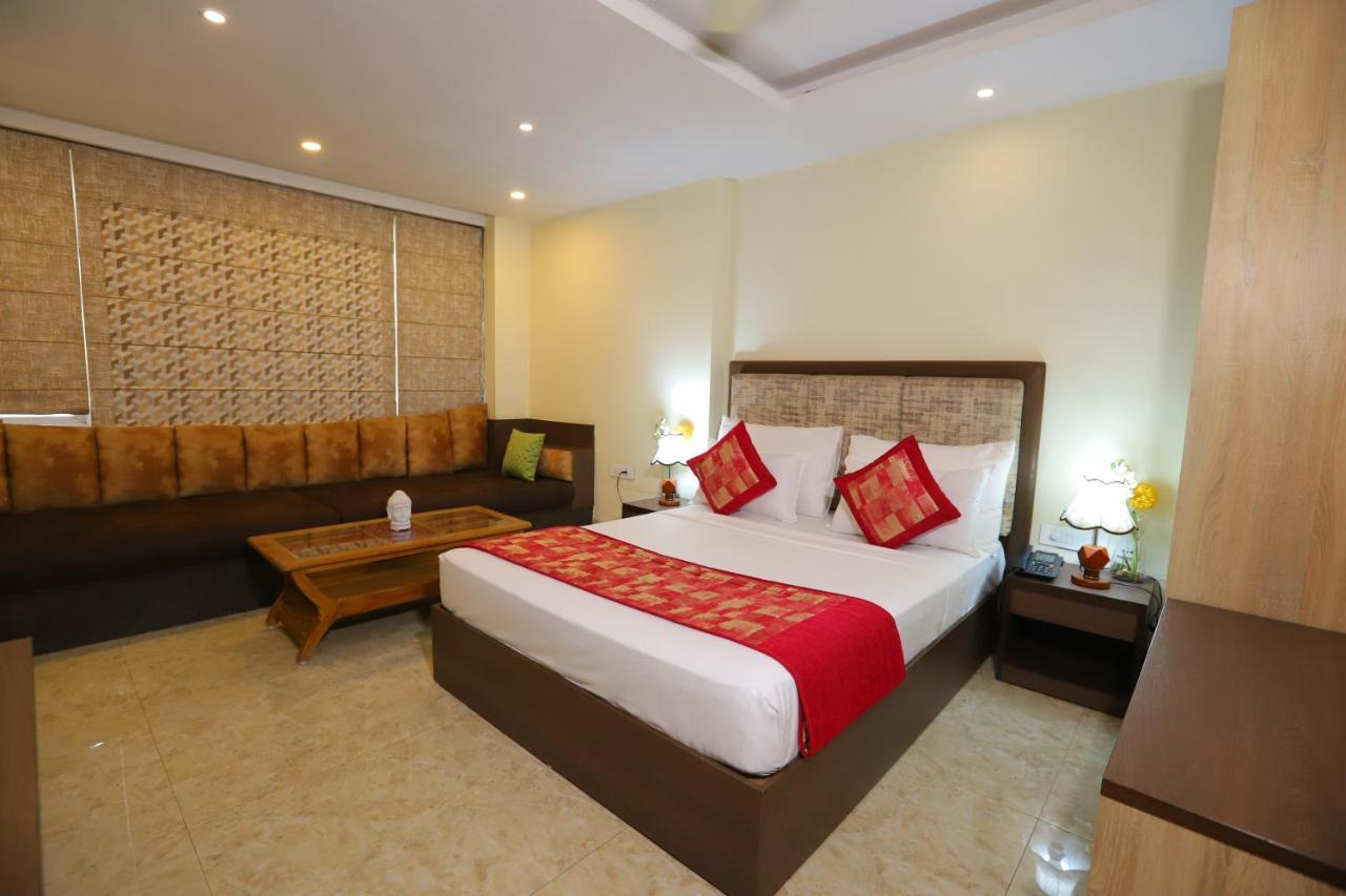 Hotel Mayur Assam - New Delhi Railway Station Exterior photo