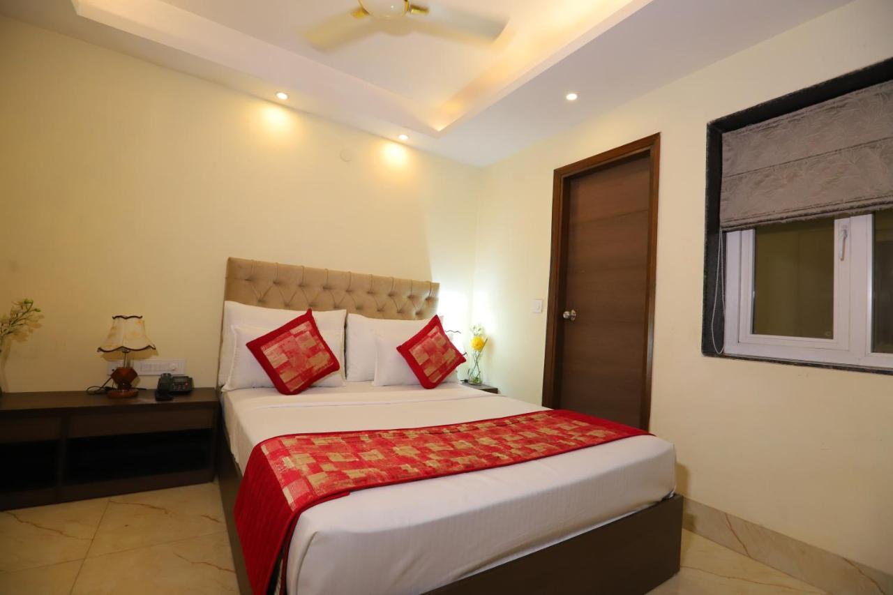 Hotel Mayur Assam - New Delhi Railway Station Exterior photo